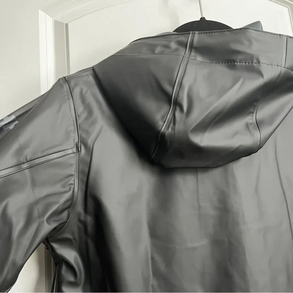 NWT! Helly Hansen Women's Moss Rain Jacket Small - Picture 7 of 14